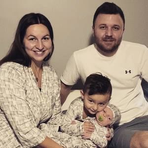 Meet your Posher, Hilary